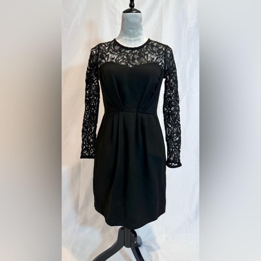 Shoshanna Black Lace dress sizes 6 date night, cocktail, party, wedding dress